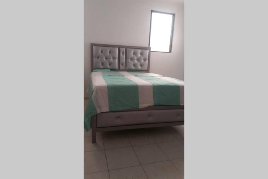 Amplio Y Acogedor Apartamento Сантьяго-де-лос-Кабальерос Экстерьер фото